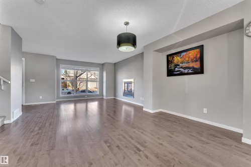 5239 20 Avenue, Edmonton, AB - Indoor