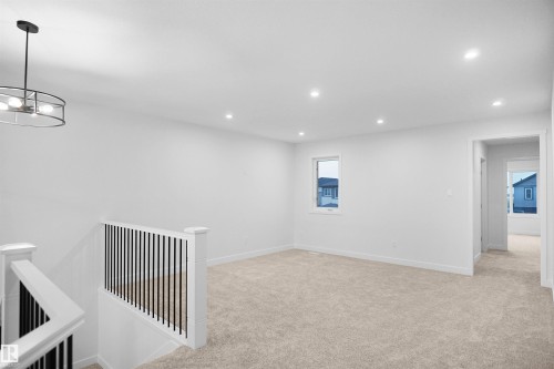 7227 182 Avenue, Edmonton, AB - Indoor Photo Showing Other Room