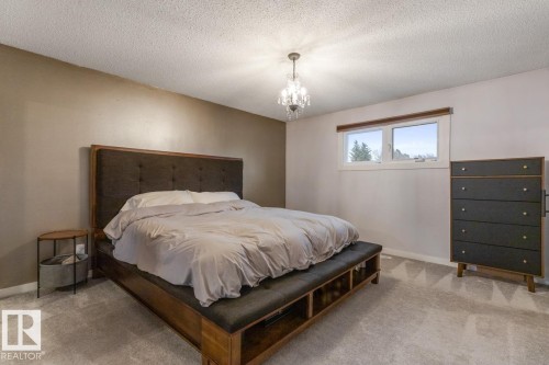 6815 11 Avenue, Edmonton, AB - Indoor Photo Showing Bedroom