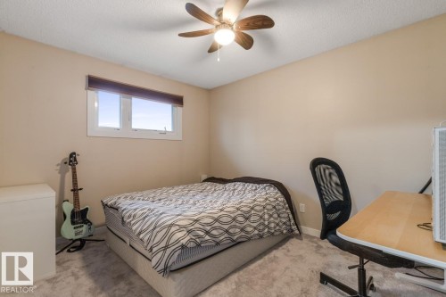 6815 11 Avenue, Edmonton, AB - Indoor Photo Showing Bedroom