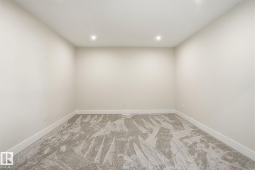 721 Astoria Way, Devon, AB - Indoor Photo Showing Other Room