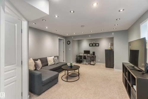 8306 180A Avenue, Edmonton, AB - Indoor