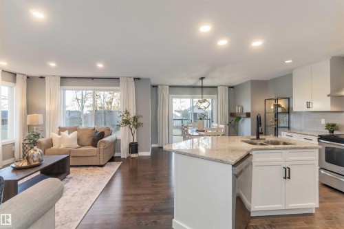 8306 180A Avenue, Edmonton, AB - Indoor