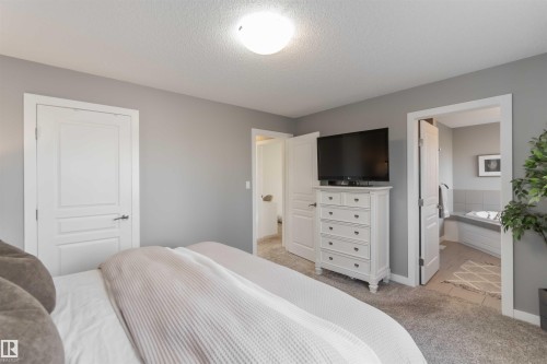 8306 180A Avenue, Edmonton, AB - Indoor Photo Showing Bedroom