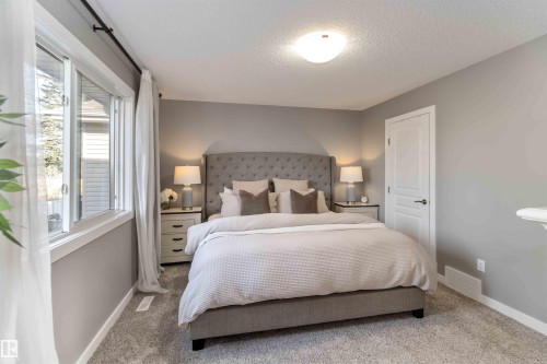 8306 180A Avenue, Edmonton, AB - Indoor Photo Showing Bedroom