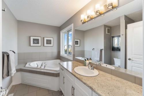 8306 180A Avenue, Edmonton, AB - Indoor Photo Showing Bathroom