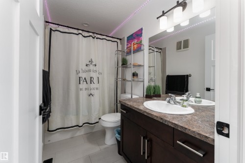 86 8602 Southfort Boulevard, Fort Saskatchewan, AB - Indoor Photo Showing Bathroom