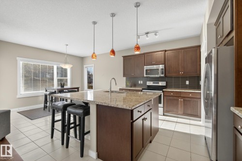 10 Codette Way, Sherwood Park, AB - Indoor Photo Showing Kitchen With Upgraded Kitchen