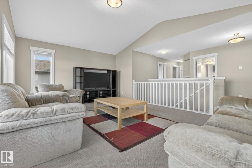 10 Codette Way, Sherwood Park, AB - Indoor Photo Showing Living Room