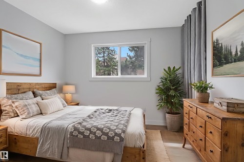744 Saddleback Road, Edmonton, AB - Indoor Photo Showing Bedroom