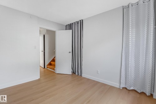 744 Saddleback Road, Edmonton, AB - Indoor Photo Showing Other Room