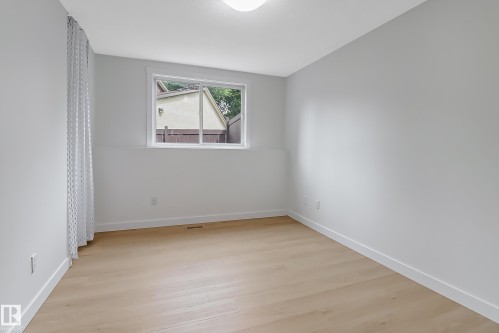 744 Saddleback Road, Edmonton, AB - Indoor Photo Showing Other Room