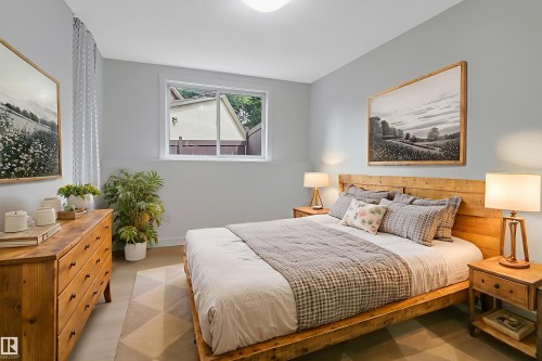 744 Saddleback Road, Edmonton, AB - Indoor Photo Showing Bedroom