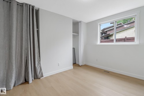 744 Saddleback Road, Edmonton, AB - Indoor Photo Showing Other Room