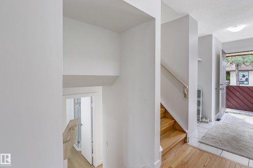 744 Saddleback Road, Edmonton, AB - Indoor Photo Showing Other Room