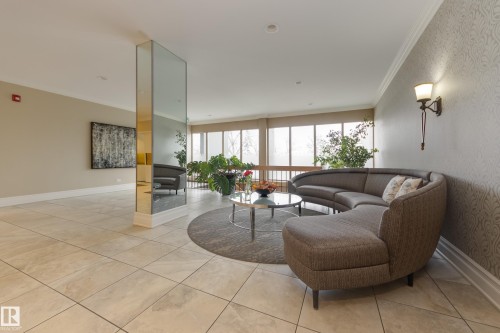 201 9908 114 Street, Edmonton, AB - Indoor