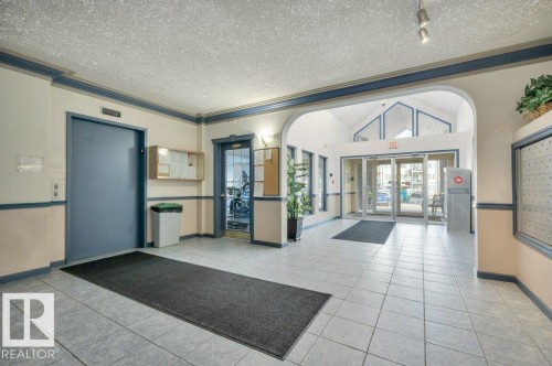 322 16303 95 Street, Edmonton, AB - Indoor
