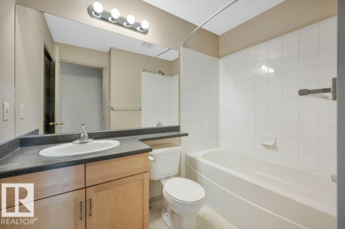 322 16303 95 Street, Edmonton, AB - Indoor Photo Showing Bathroom