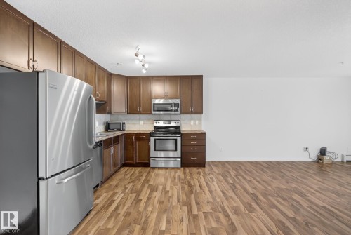 216 1204 156 Street, Edmonton, AB - Indoor Photo Showing Kitchen