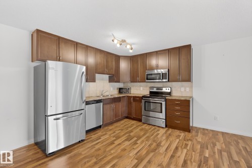 216 1204 156 Street, Edmonton, AB - Indoor Photo Showing Kitchen