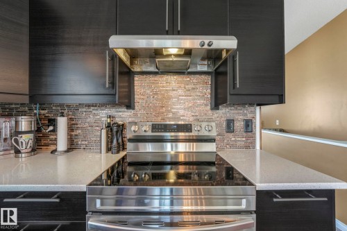 5606 55 Street, Beaumont, AB - Indoor Photo Showing Kitchen With Upgraded Kitchen