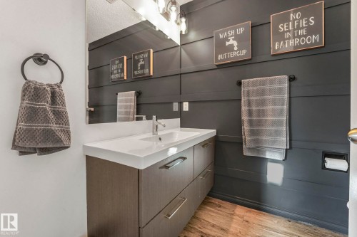 5606 55 Street, Beaumont, AB - Indoor Photo Showing Bathroom