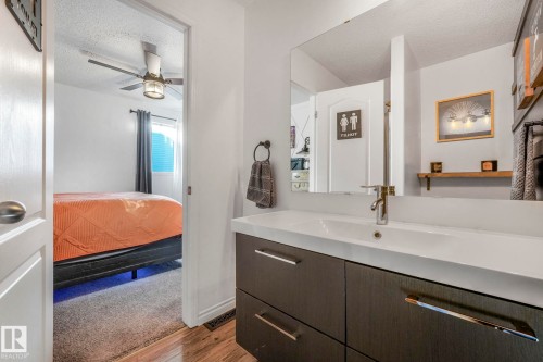 5606 55 Street, Beaumont, AB - Indoor Photo Showing Other Room