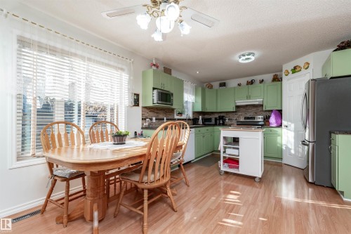 479 Meadowview Drive, Sherwood Park, AB - Indoor