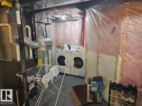5144 1A Avenue, Edmonton, AB - Indoor Photo Showing Laundry Room