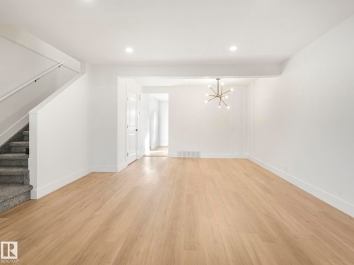 10 13833 30 Street, Edmonton, AB - Indoor Photo Showing Other Room