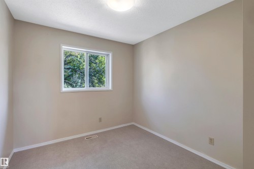 10228 152 Street, Edmonton, AB - Indoor Photo Showing Other Room