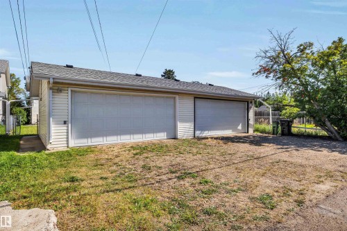 10228 152 Street, Edmonton, AB - Outdoor