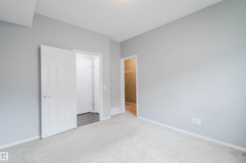 9 6520 2 Avenue, Edmonton, AB - Indoor Photo Showing Other Room