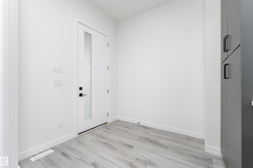 145 Graybriar Drive, Stony Plain, AB - Indoor Photo Showing Other Room