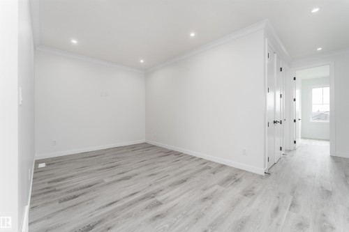 145 Graybriar Drive, Stony Plain, AB - Indoor Photo Showing Other Room