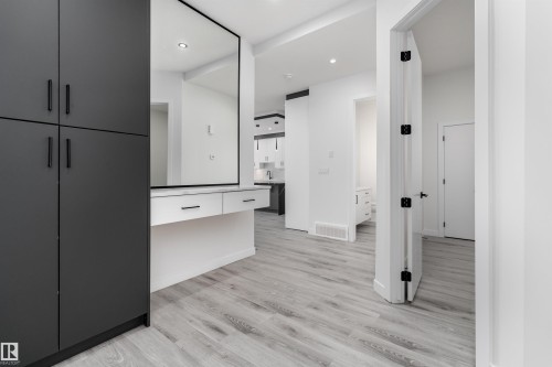 145 Graybriar Drive, Stony Plain, AB - Indoor Photo Showing Other Room