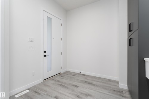 145 Graybriar Drive, Stony Plain, AB - Indoor Photo Showing Other Room