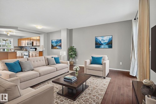 87 2051 Towne Centre Boulevard, Edmonton, AB - Indoor Photo Showing Living Room