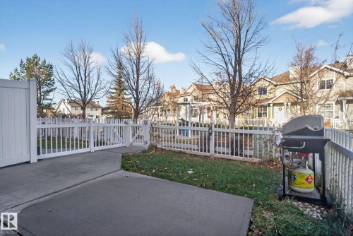 87 2051 Towne Centre Boulevard, Edmonton, AB - Outdoor