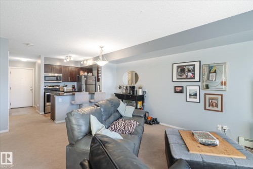 115 3315 James Mowatt Trail, Edmonton, AB - Indoor