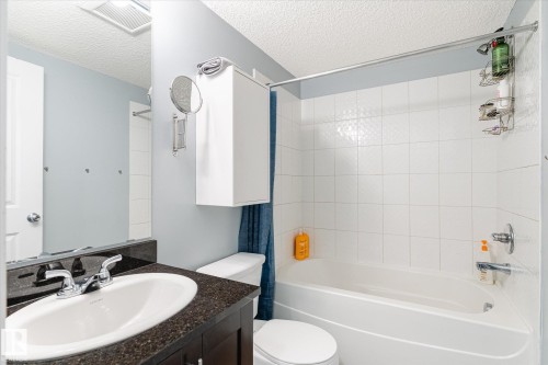 115 3315 James Mowatt Trail, Edmonton, AB - Indoor Photo Showing Bathroom