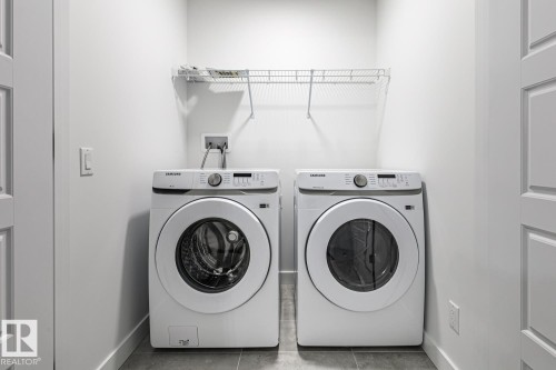 2929 Coughlan Green, Edmonton, AB - Indoor Photo Showing Laundry Room
