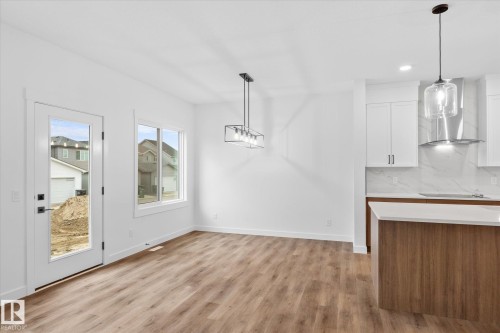 8724 226 Street, Edmonton, AB - Indoor Photo Showing Other Room