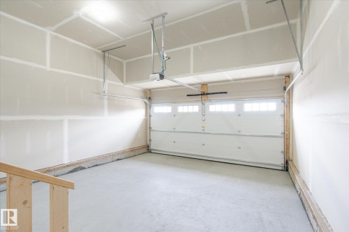 8724 226 Street, Edmonton, AB - Indoor Photo Showing Garage