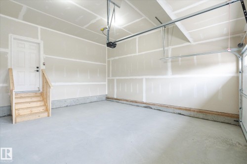 8724 226 Street, Edmonton, AB - Indoor