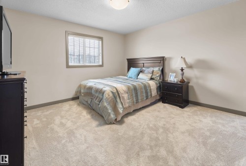 5703 Edworthy Landing, Edmonton, AB - Indoor Photo Showing Bedroom