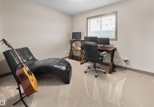 5703 Edworthy Landing, Edmonton, AB - Indoor Photo Showing Office