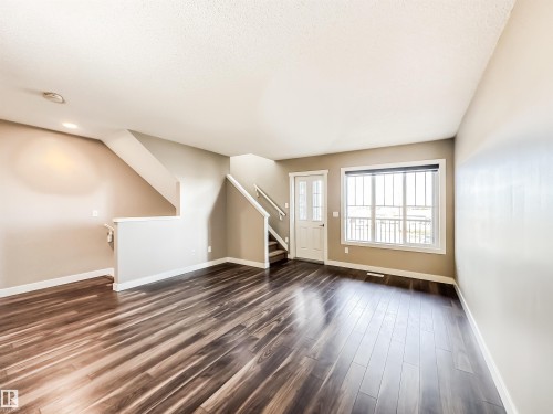 44 1005 Graydon Hill Boulevard, Edmonton, AB - Indoor Photo Showing Other Room