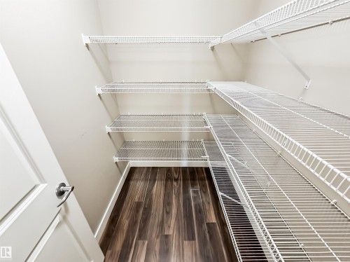 44 1005 Graydon Hill Boulevard, Edmonton, AB - Indoor With Storage