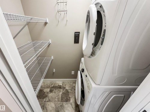 44 1005 Graydon Hill Boulevard, Edmonton, AB - Indoor Photo Showing Laundry Room